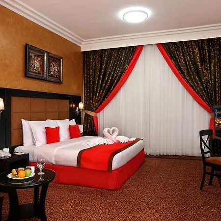 Royal Grand Suite Hotel Sharjah Exterior photo