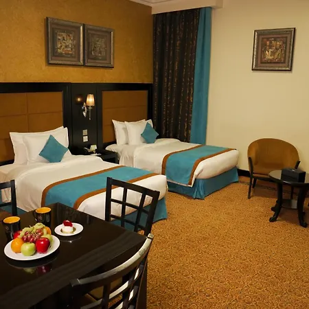 Royal Grand Suite Hotel Sharjah Exterior photo