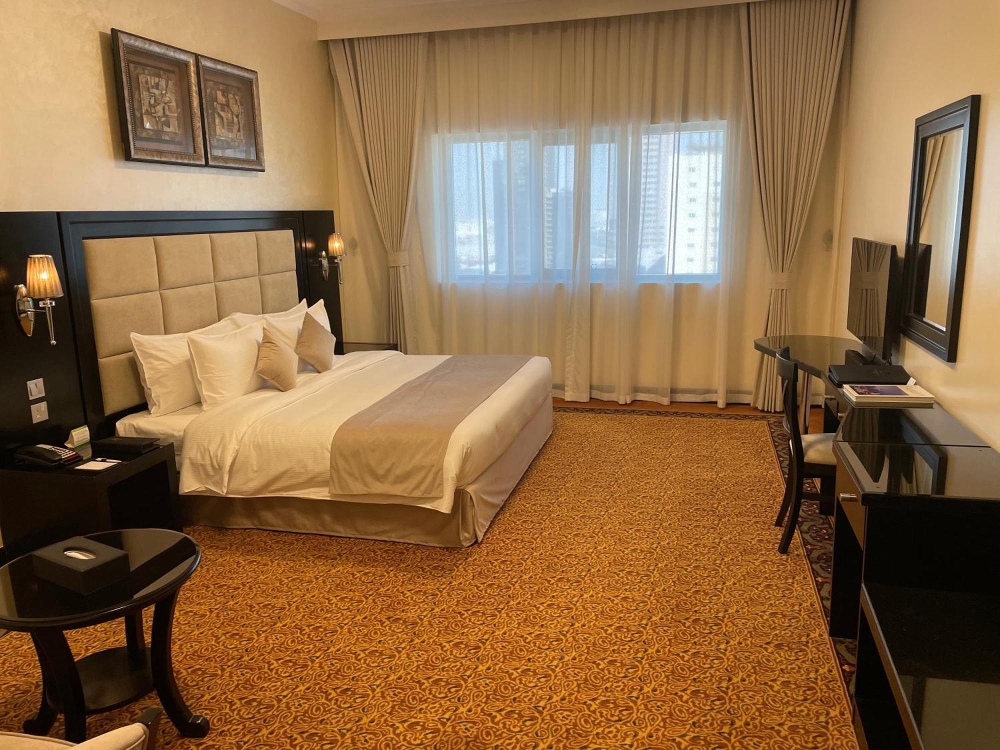 Royal Grand 4* Sharjah