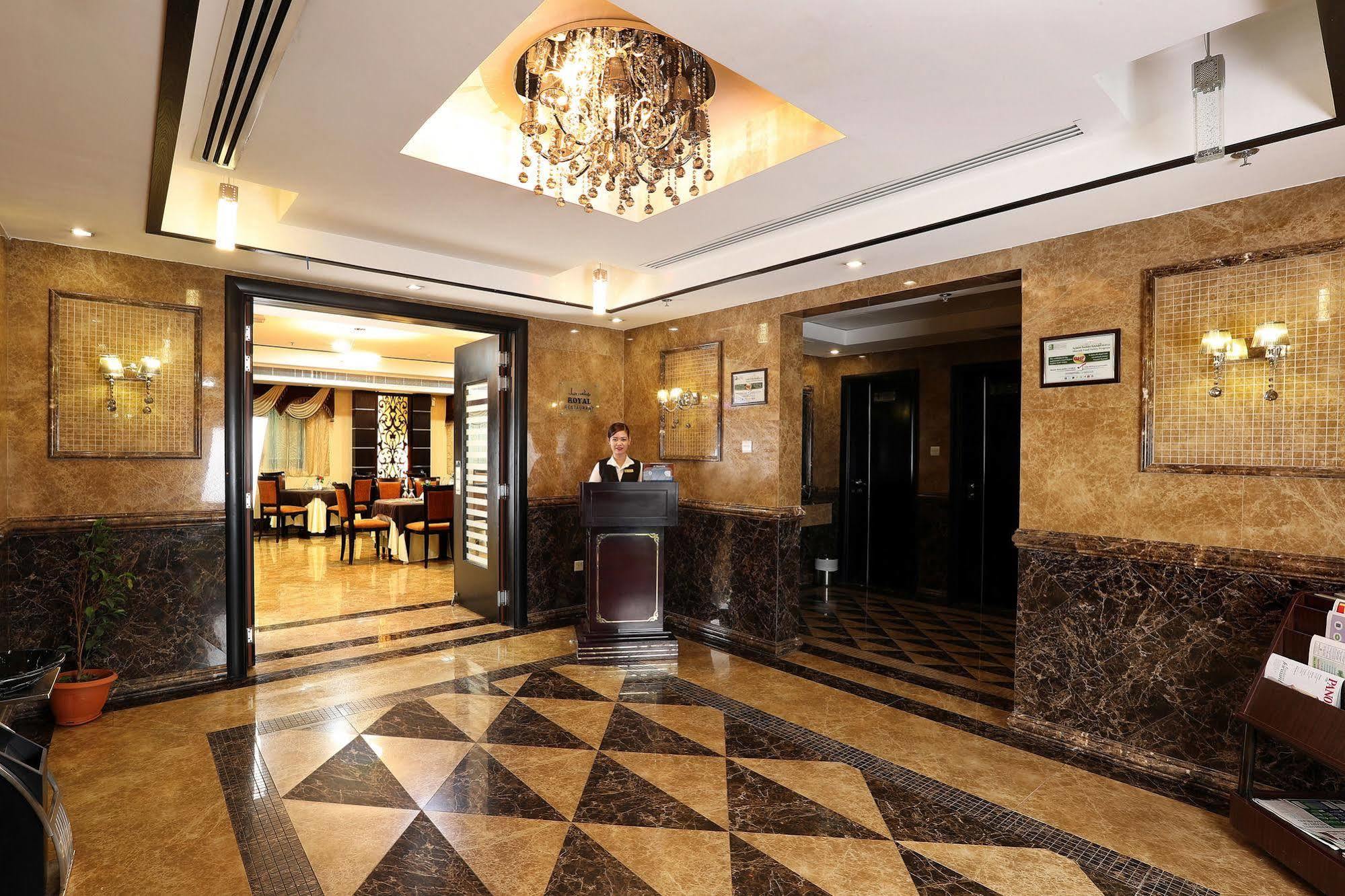 Aparthotel Royal Grand 4*