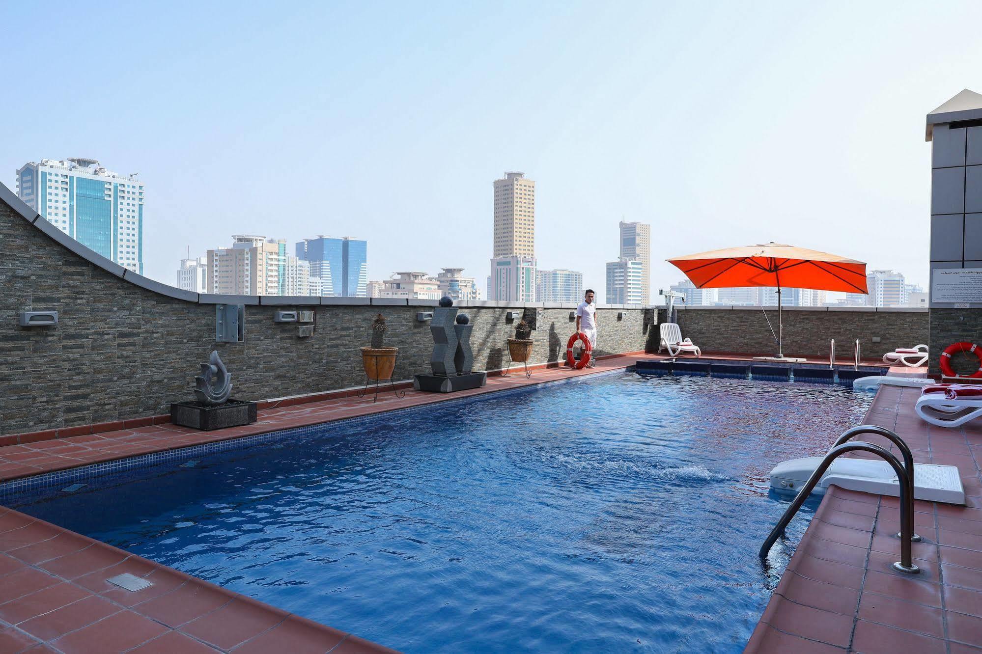 Royal Grand Aparthotel 4*