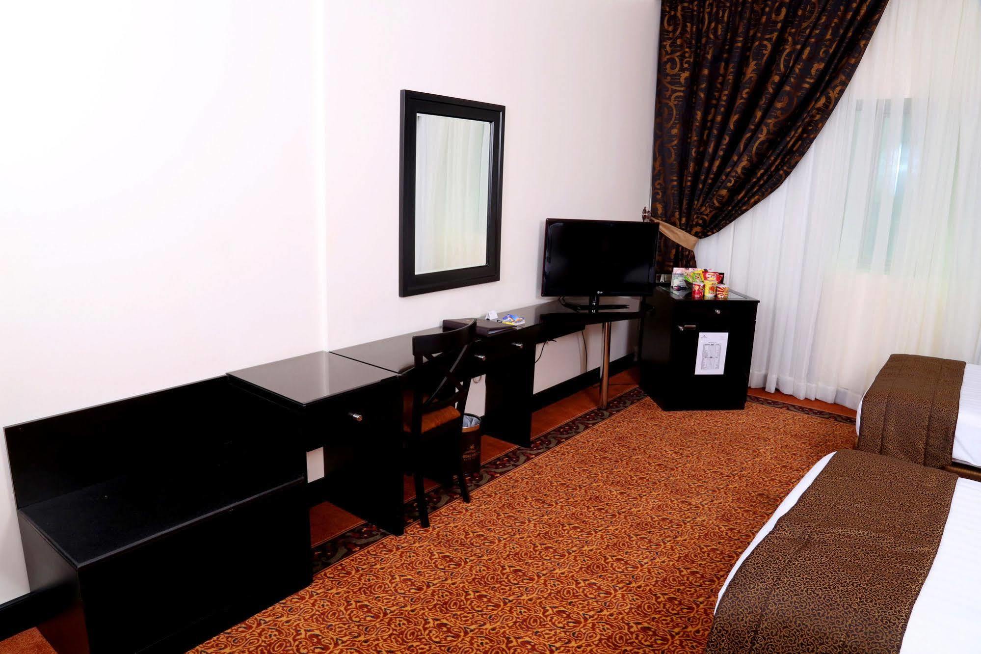 Aparthotel Royal Grand Schardscha